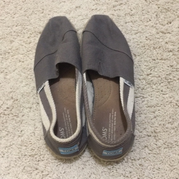 Toms - Picture 1 of 3
